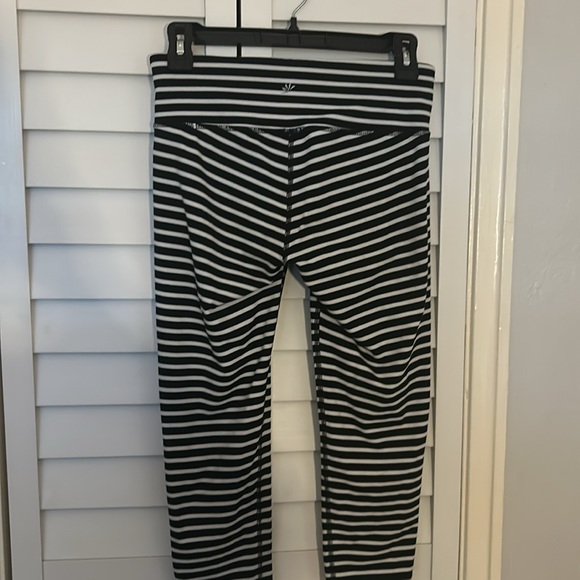Athleta Striped Leggings -Sz. Small - Picture 5 of 8